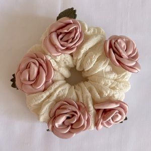 Camellia white pink scrunchy